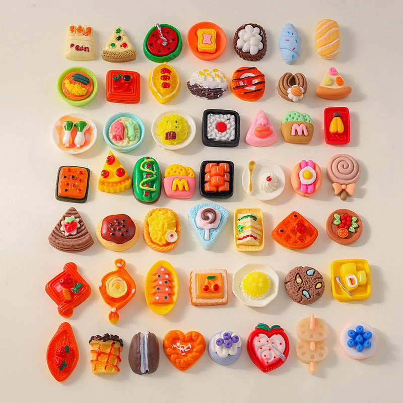 Leslie Random Mix 10pcs Cute New Miniature Dollhouse Simulated Food Snacks Mini Bread Cake for Girls BJD Doll Kitchen Toys