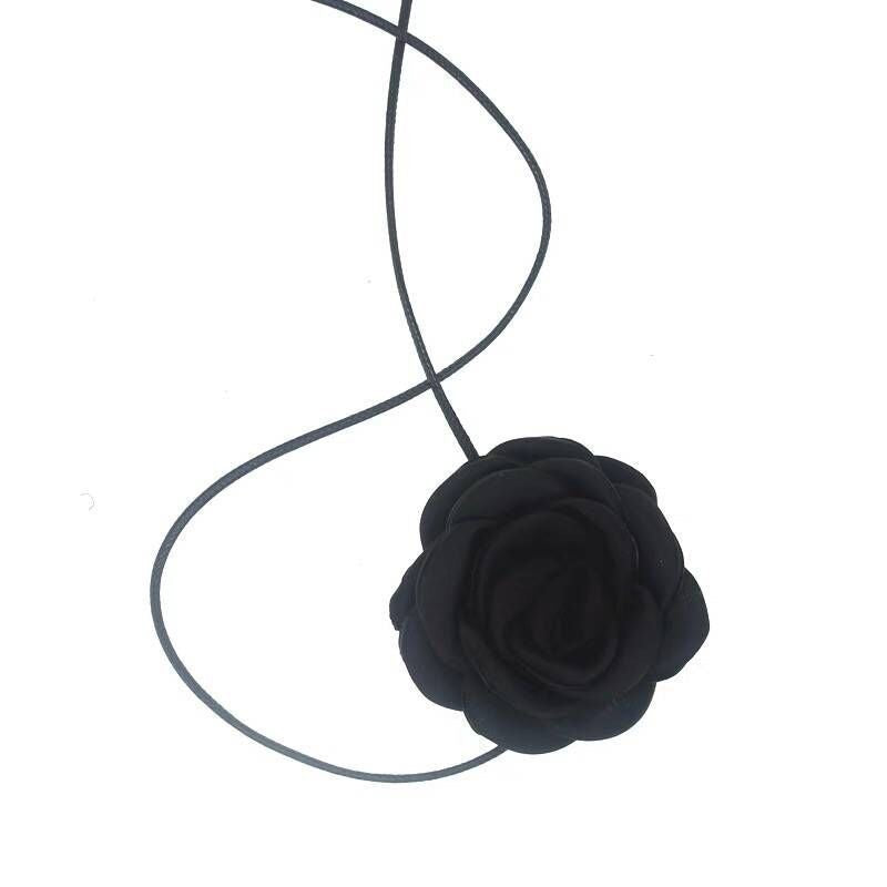 Black and White Flower Necklace Rose Choker Neck Flower Neckband Necklace Female Neck Collar Camellia Clavicle Chain