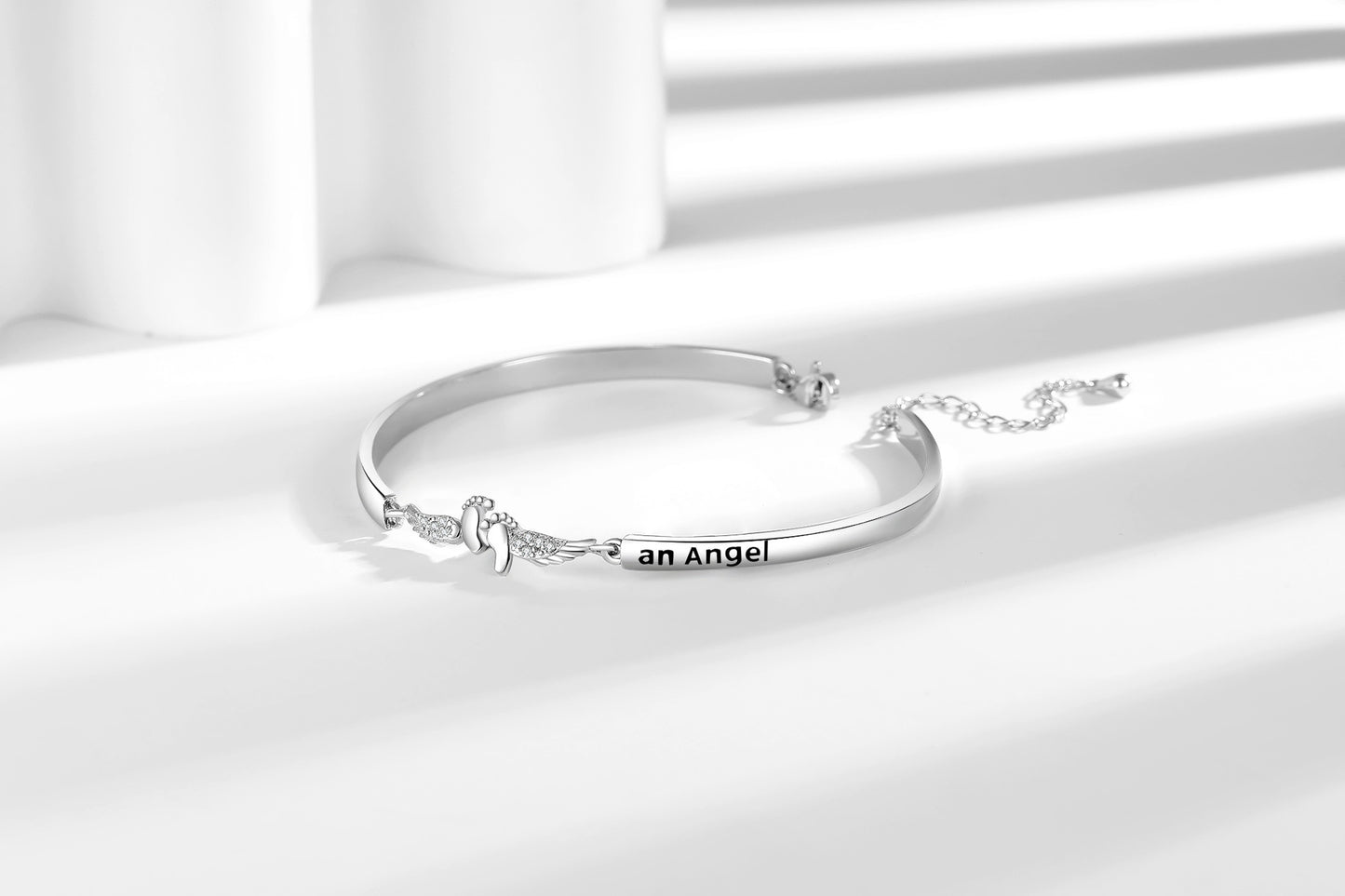 Cross-Border New Angel Wings Bracelet for Women Commemorating Mother Trendy Fashion Bracelet Fashionable Export Bracelet