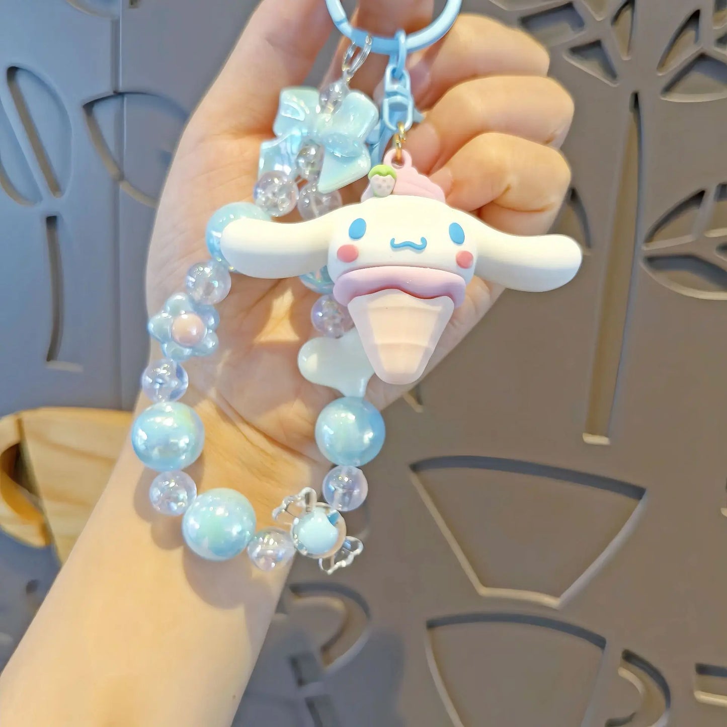 Sanrio Beaded Keychain Hello Kitty Cinnamoroll Kuromi Cute Cartoon Doll Pendant Phone Chain Keychains Bag Pendant Accessories