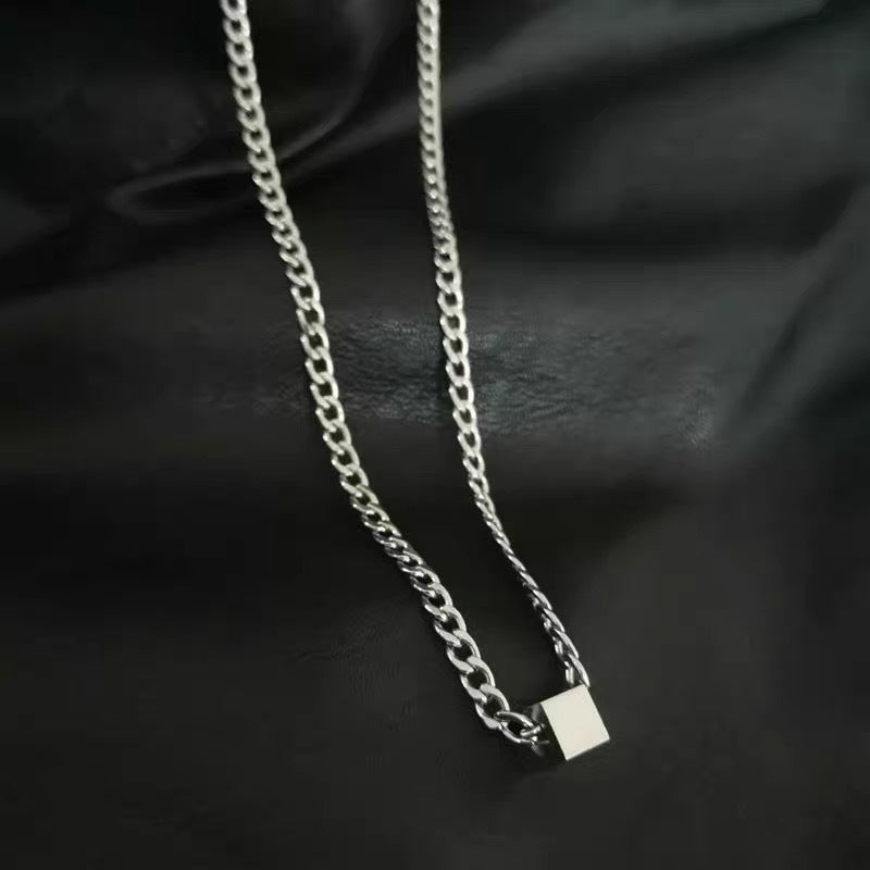 Geometric Block Wang Yibo Necklace for Men Trendy Hip-Hop Style Simple Versatile Sweatshirt Collarbone Chain Niche Design Sense Men