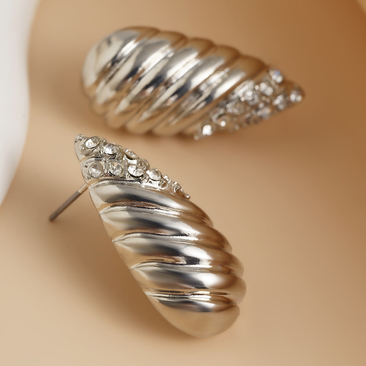 Personalized pleated hollow heart earrings various combinations of sunflower alloy earrings