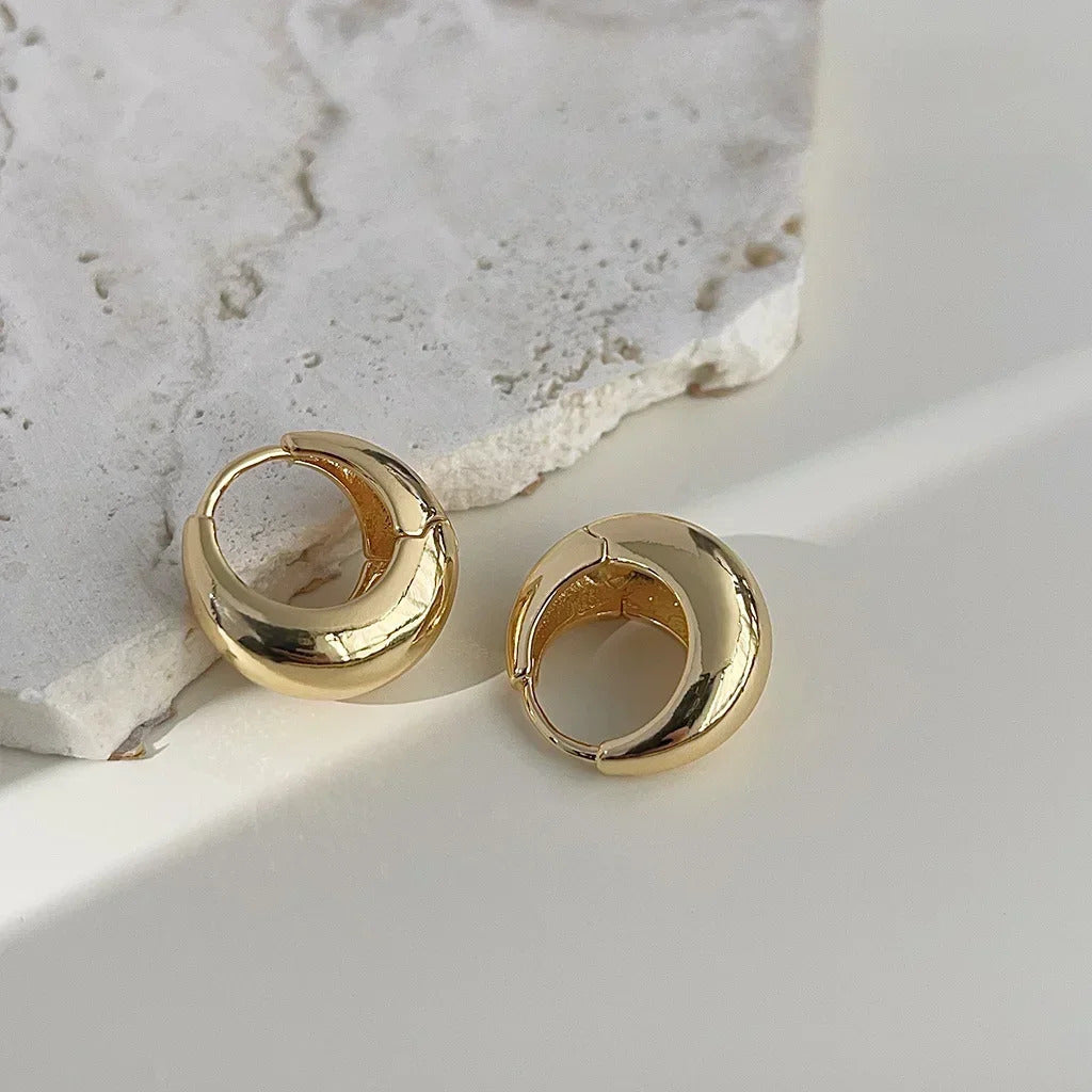 Fashion Geometric Irregular Round Metal Pearl Earrings for Women 2024 Minimalist Style Personality Earrings Trendy Jewelry Gift