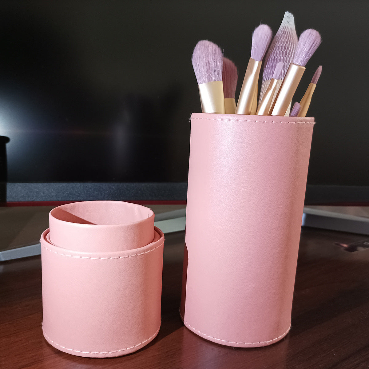 Makeup Brush Full Set of 8 Beginner Travel Brushes Eye Shadow Brush Blush Brush Convenient Full Set of Makeup Tools Brushes