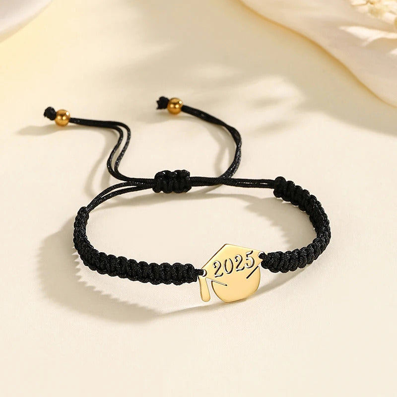 2025 Graduation Cap Pendant Necklace With Card Stainless Steel Graduation Jewelry Accessories Gifts