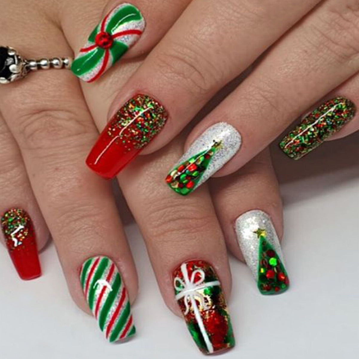 Christmas Wearable Nails Fake Nails Nail Tips Manicure Christmas Hot Press-on Fake Nail Stickers