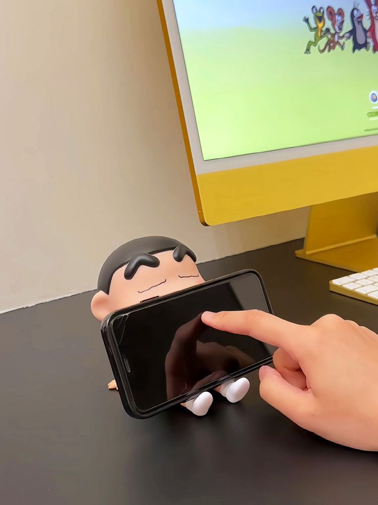 Hot Crayon Shin-chan Universal Desk Phone Holder Mount Stand for Mobile Phone Holder Bracket Table Stand for Ipad Samsung IPhone