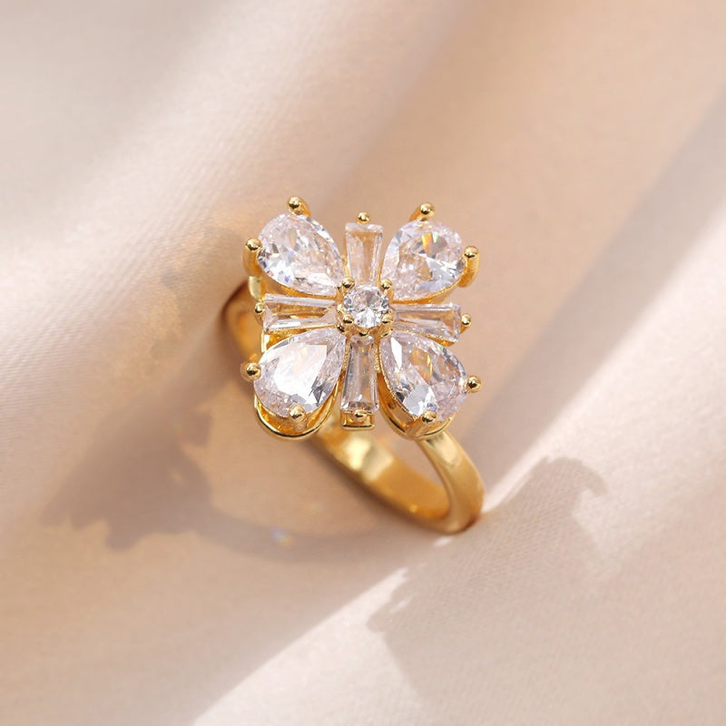 Rotating Ring for Women with Micro Paved Zircon, Elegant and Minimalist Style, Versatile Full Diamond Round Clover Ring Jewelry