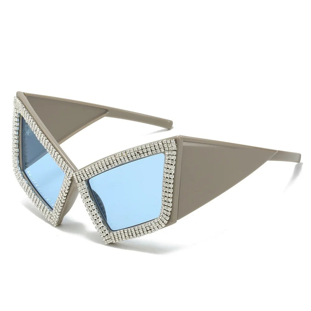 Vintage Super Big Full Crystal Cat Eye Sunglasses Women New Fashion Rhinestones Shiny Sun Glasses Ladies Oversized Bow Shades