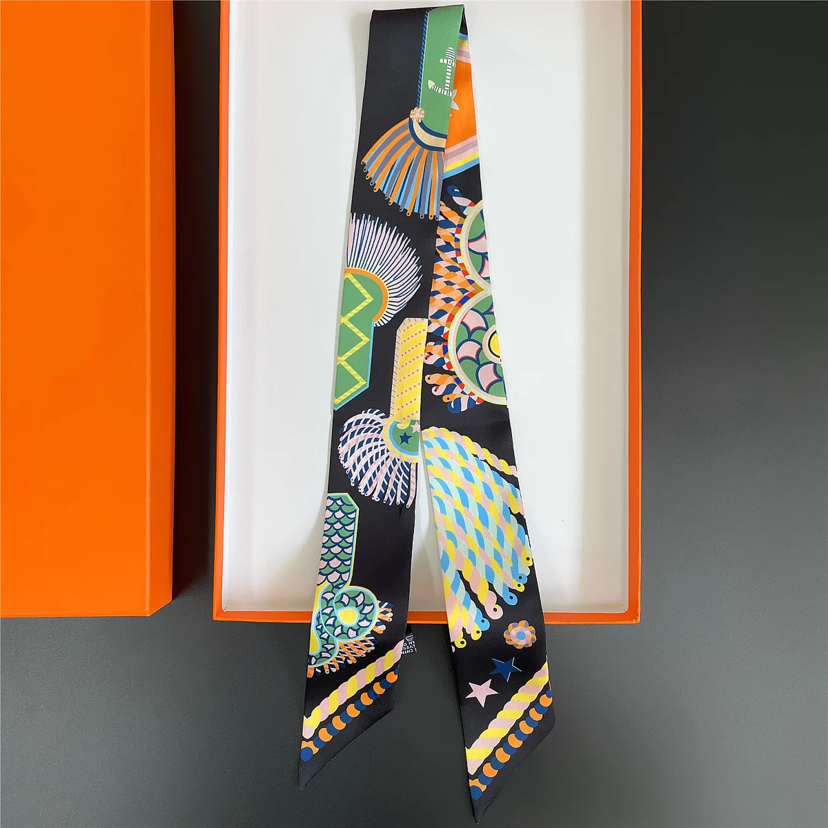 Brand Design Twill 100% Silk Scarf Luxury Fashion Scarf Women Foulard Skinny Bag Scarves New Hot Neckerchief Hair Headband