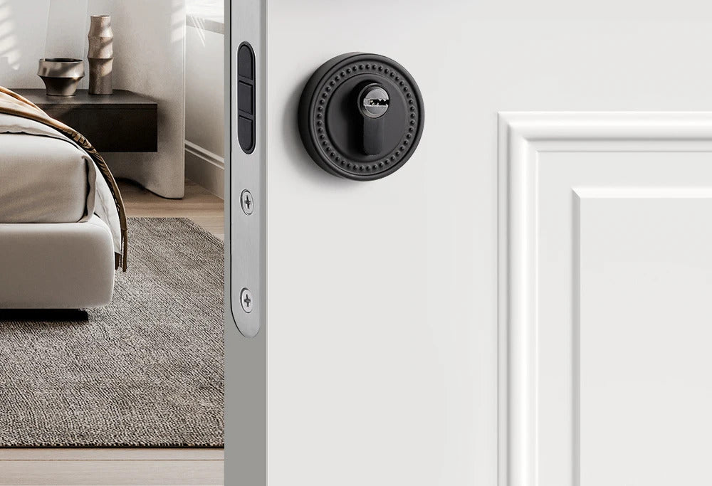 Black French interior bedroom handle lock, household wooden door lock, bathroom and room split lock