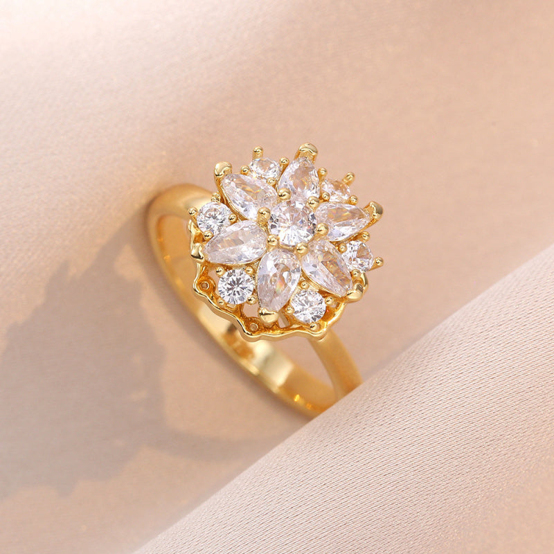 Rotating Ring for Women with Micro Paved Zircon, Elegant and Minimalist Style, Versatile Full Diamond Round Clover Ring Jewelry