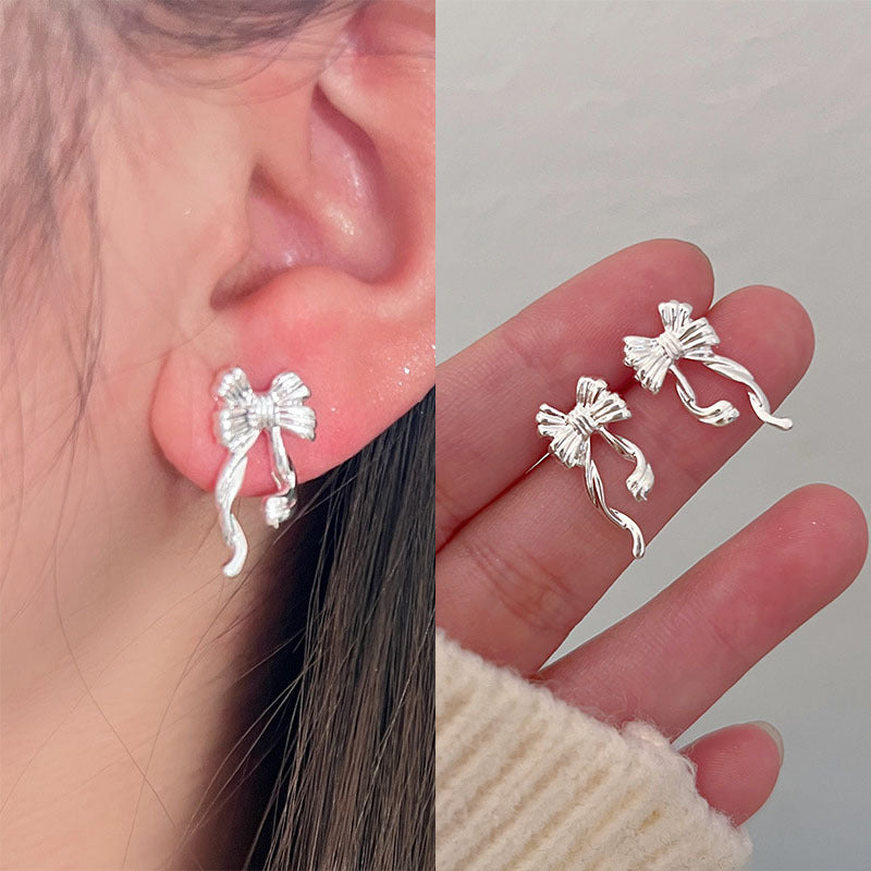 925 Silver Needle Love Butterfly Gravel Fashionable and Versatile Earrings Niche Unique Design Pearl Flower Earrings Earrings