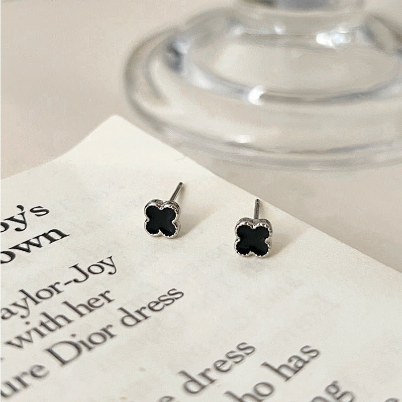 925 Silver Needle Love Butterfly Gravel Fashionable and Versatile Earrings Niche Unique Design Pearl Flower Earrings Earrings