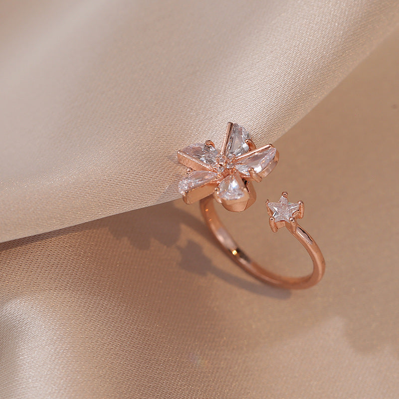 Ring for Women Micro Paved Rotating Zircon Temperament Cold Style Fashion Full Diamond Round Geometric Versatile Fashion Ring Jewelry