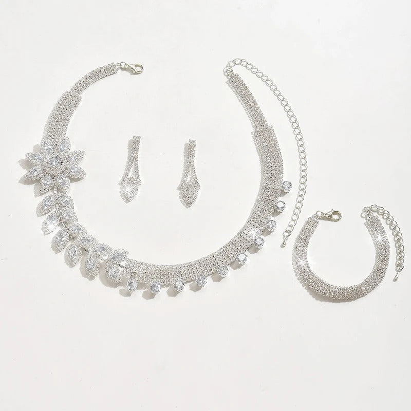 4PC Women's Fashion Flower Necklace Earrings Bracelet Jewelry Set Light Luxury Suitable for Wedding, Party, Festival Gifts-8541