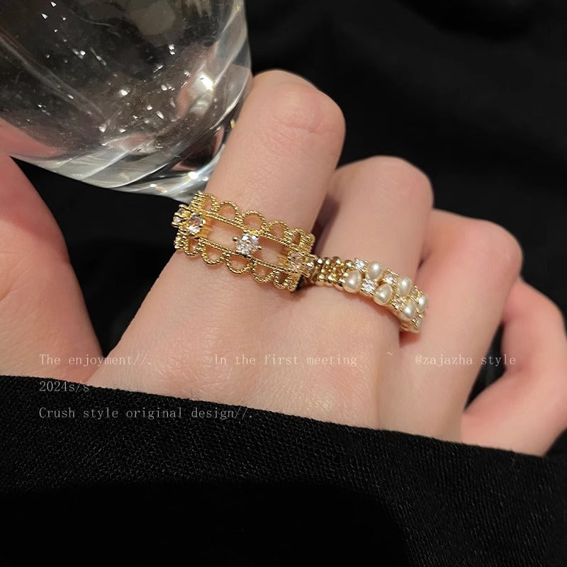 Wide Hollow Lace Open Ring French Retro Exquisite Commuting White Wear Ring