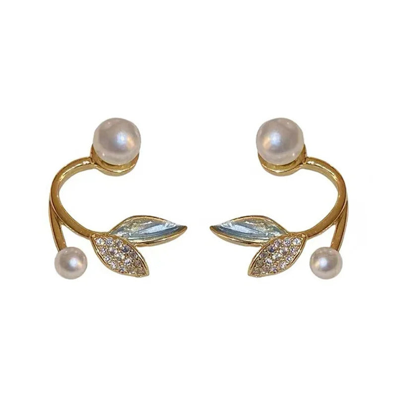 Trendy Geometric Stud Earrings for Women Classic Elegant Cute Imitation Pearl Leaf Small Stud Earring Wedding Jewelry
