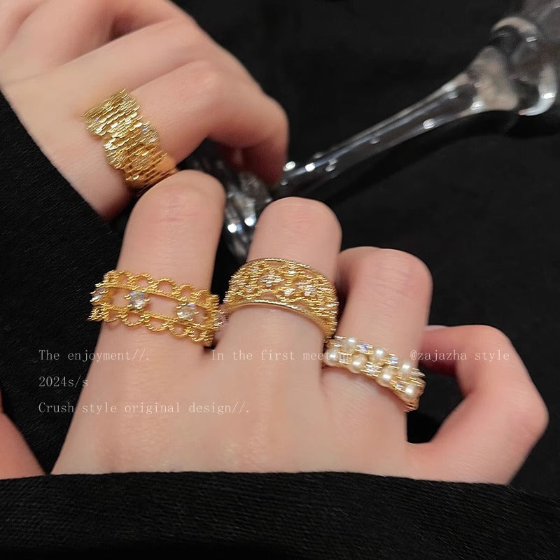 Wide Hollow Lace Open Ring French Retro Exquisite Commuting White Wear Ring