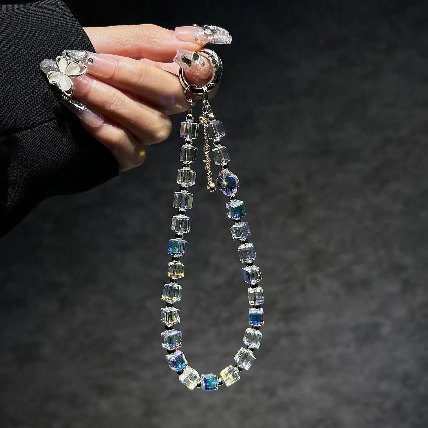 Glitter Diamond Short Mobile Phone Lanyard Sugar Crystal Beaded Mobile Phone Chain Phone Charm Cool Lanyard