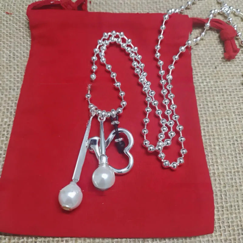 2024 Selling Exquisite High Quality UNO DE 50 Fashion Classic 925 Necklace Jewelry Romantic Holiday Gift