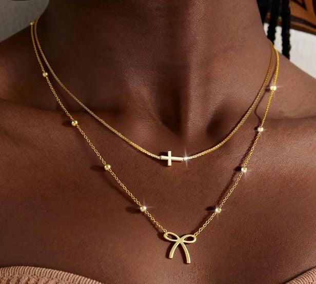 Amazon TK Hot-Selling OT Buckle Square Cross Necklace for Women Copper Plated 14K Gold Paperclip Necklace Yiwu In Stock