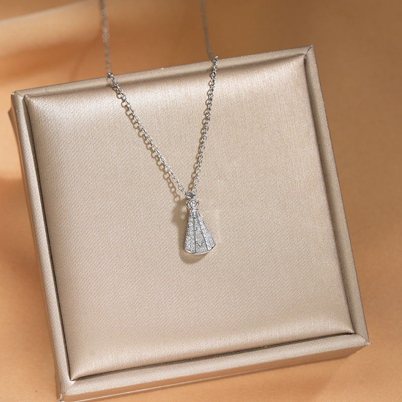 Elegant Inlaid Zircon Exquisite Titanium Steel Necklace for Women Fashionable Versatile Internet Celebrity Collarbone Chain Niche Light Luxury Jewelry