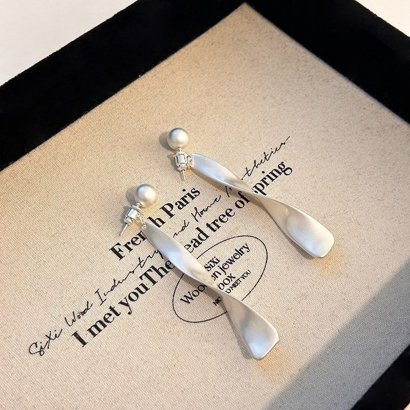 Geometric Ribbon Back Hanging Earrings for Women Simple Elegant Two-Way Wear Round Bead S925 Silver Plated Needle Earrings Versatile Ear Jewelry