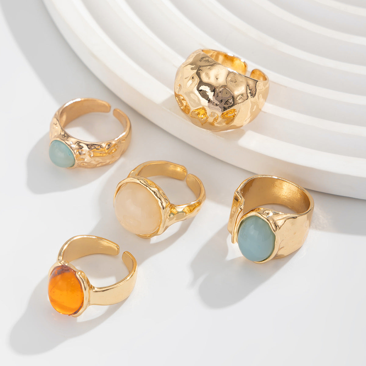 Fashionable Acrylic Inlaid Ring Light Luxury Style Irregular Alloy Ring New Arrival