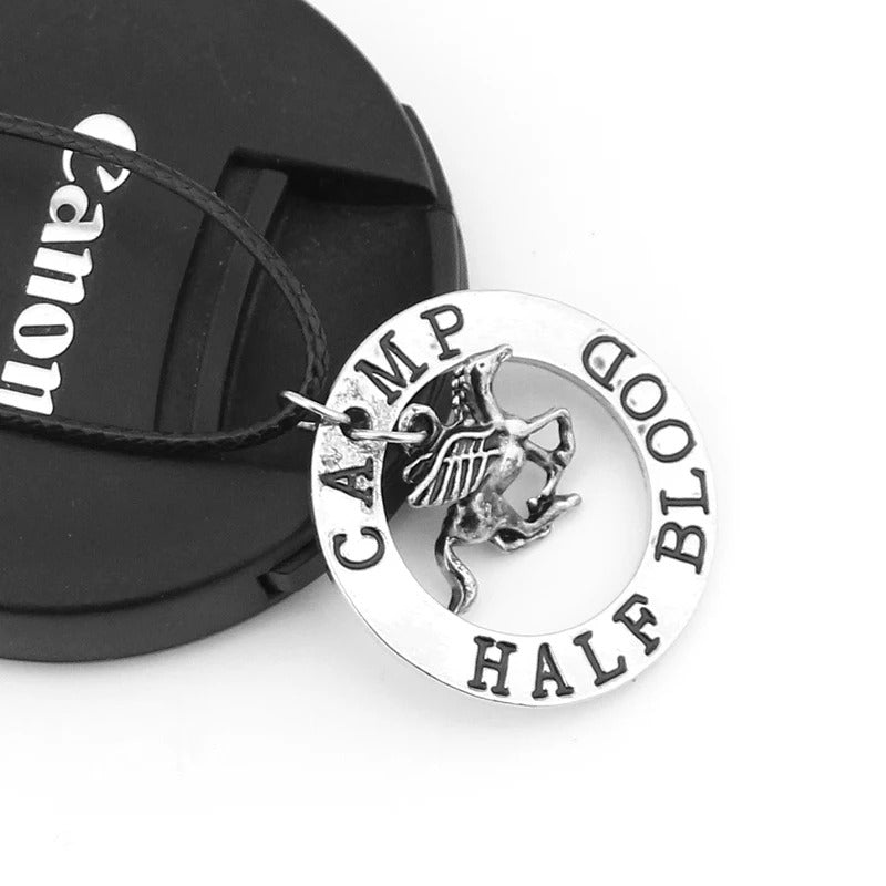 Blood Flying Horse Pendants Necklaces for Men Women Percy Jackson CAMP HALF Necklace Fashion Charm Jewelry Accessories Gifts