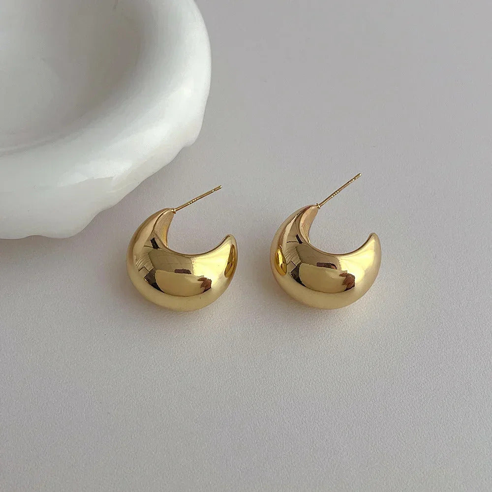 Fashion Geometric Irregular Round Metal Pearl Earrings for Women 2024 Minimalist Style Personality Earrings Trendy Jewelry Gift