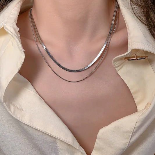 Titanium Steel No Fading! Double Layer Twin Snake Bone Fine Necklace Female Special-Interest Design High-Grade Sensory Chain Lock Sweet Cool Bone Chain