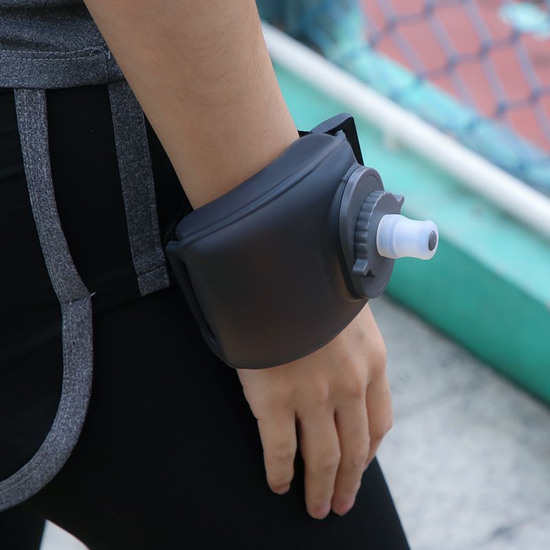 Outdoor Sports Wrist Water Bottle Cycling Marathon Hand Mask Mountaineering Camping Climbing Portable Wrist Water Bottle