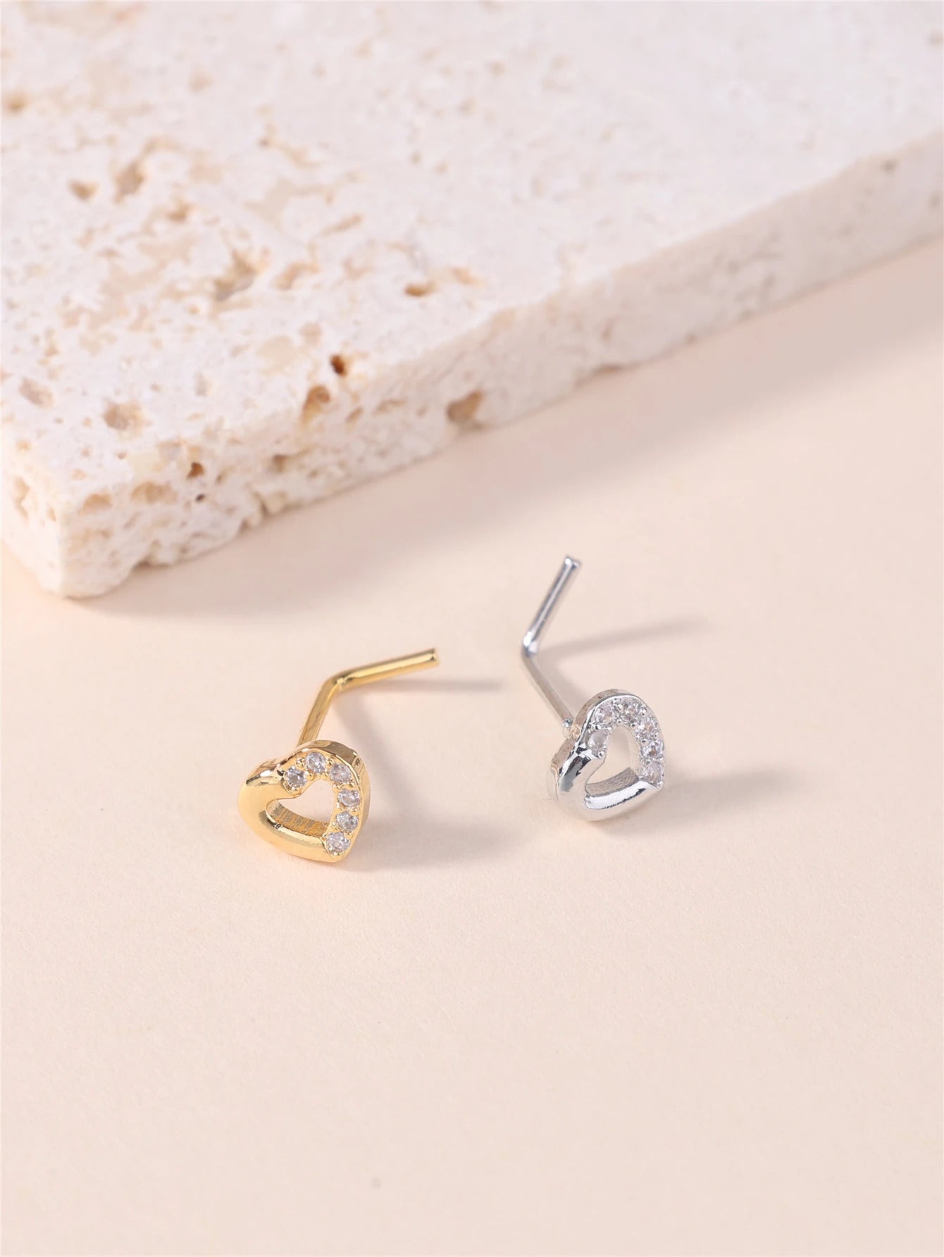 Thin Dangle Nose Studs Mini Pink CZ Heart Charm Dangle Nose Bone for Women Girl Cute Nose Piercing Jewelry Nostril Jewelry 24G
