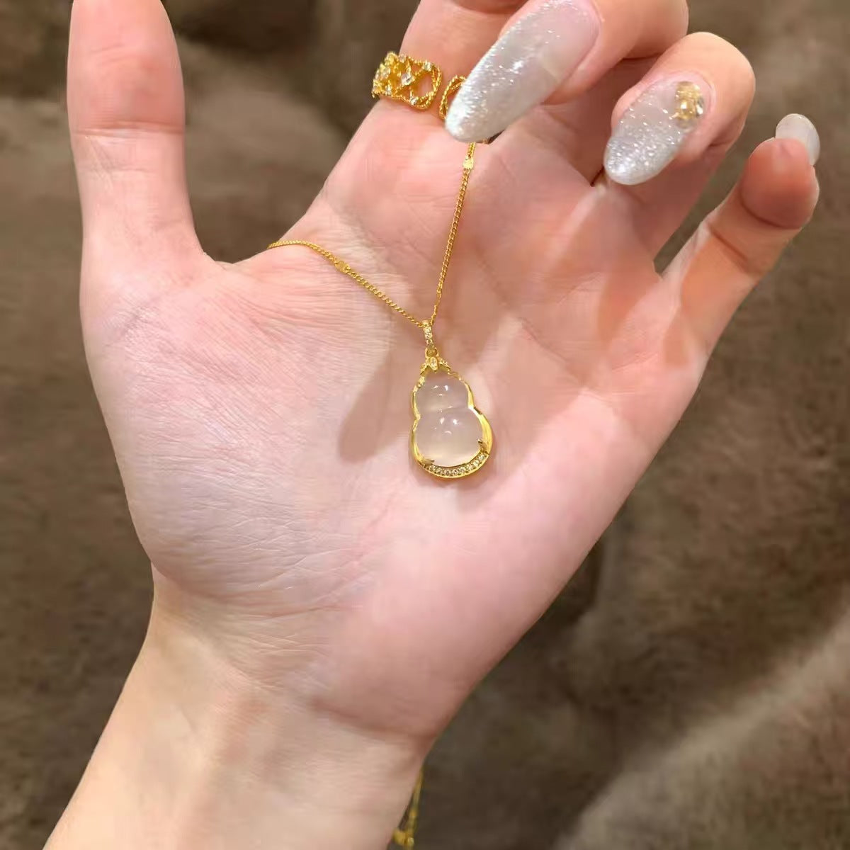 New Chinese Style Golden Branch Jade Leaf Ice Transparent Imitation Agate Gourd Necklace for Women Light Luxury National Trend Pendant Exquisite High-end Clavicle Chain