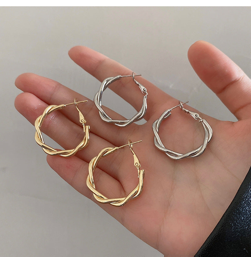 925 Silver Needle Hong Kong Style Retro Metal Earrings Women's High-Grade Geometric Simple Bracelet Ear Clip All-Match Exaggerated Commuter Earrings