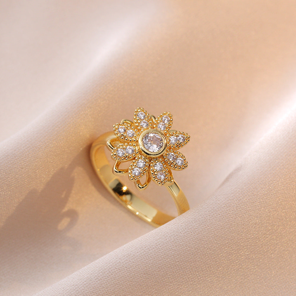 Rotating Ring for Women with Micro Paved Zircon, Elegant and Minimalist Style, Versatile Full Diamond Round Clover Ring Jewelry