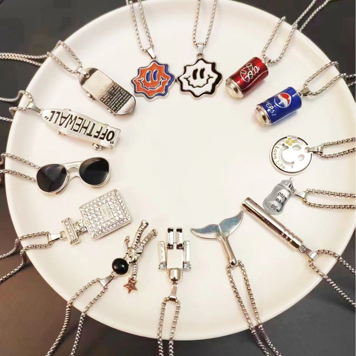 Trendy Fashion Children's Necklace for Girls, Personalized Couple Pendant for Boys, Hip-Hop Versatile Street Dance Show Accessories Wholesale