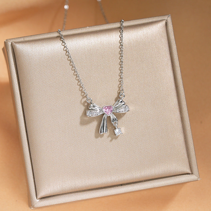 Elegant Inlaid Zircon Exquisite Titanium Steel Necklace for Women Fashionable Versatile Internet Celebrity Collarbone Chain Niche Light Luxury Jewelry