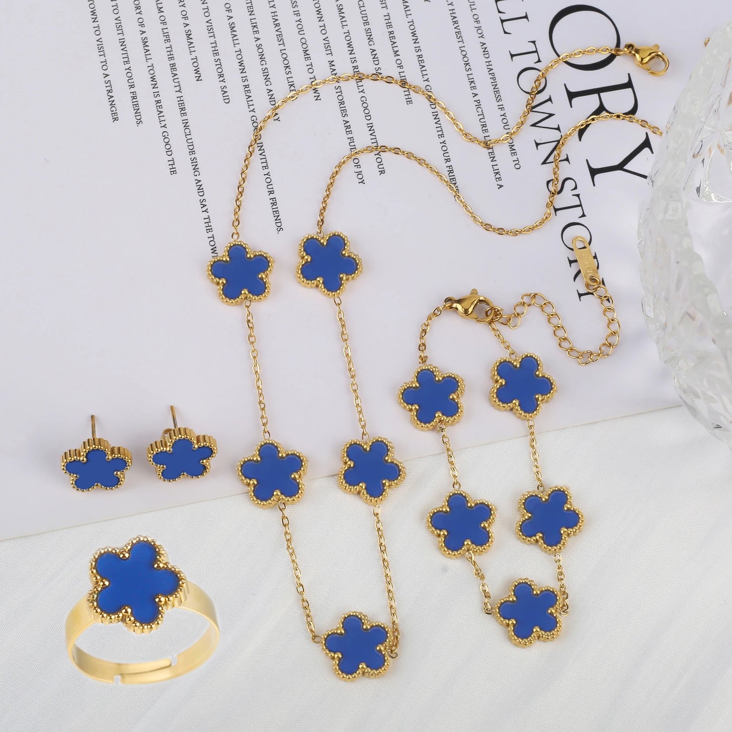 Classic Luxury 4pcs Stainless Steel Bracelet Necklace Earrings Ring Five Leaf Flower Jewelry Set for Women Party Jewelry Clover