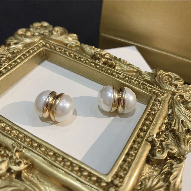 Pearl Non-Pierced Magnetic Painless Ear Clips for Women French Style Summer Earrings Light Luxury Niche Tea Series Ear Jewelry