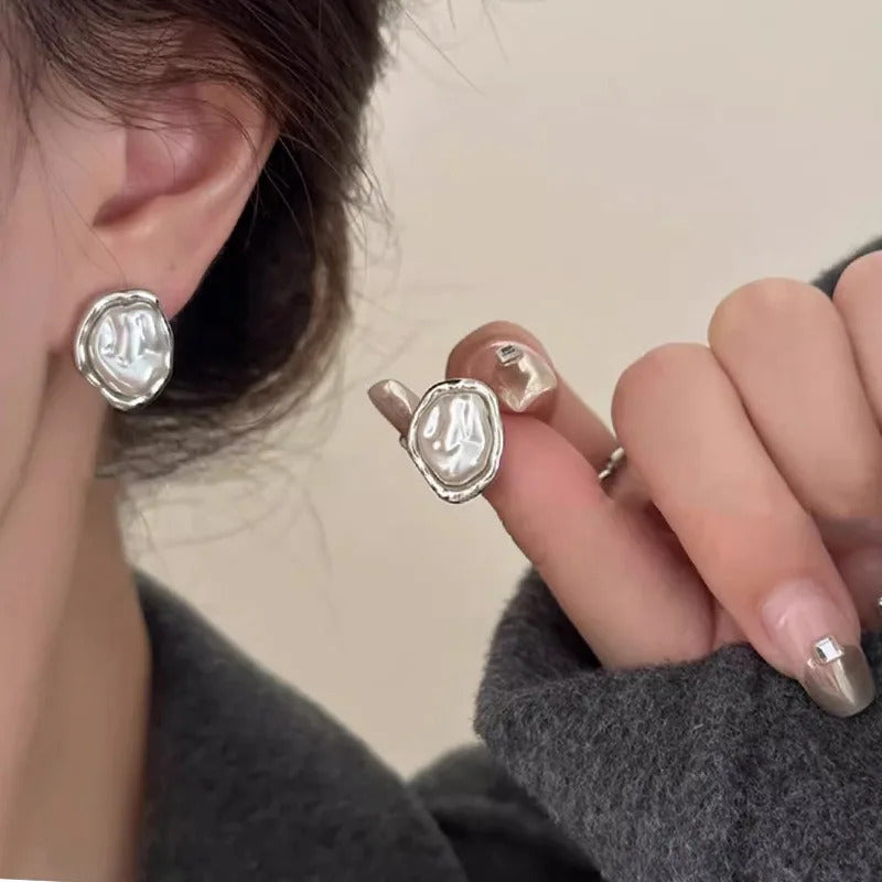 Fashion Geometric Irregular Round Metal Pearl Earrings for Women 2024 Minimalist Style Personality Earrings Trendy Jewelry Gift