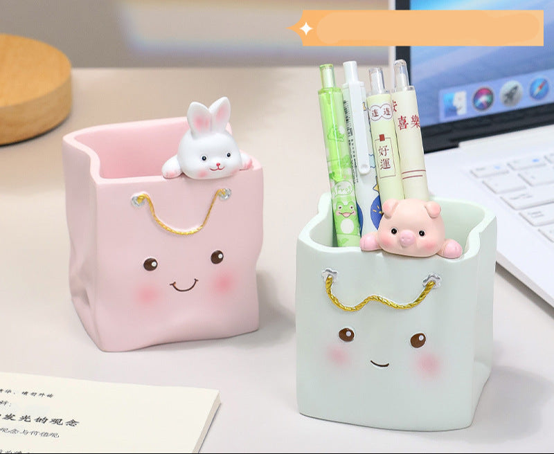 Cute Pen Holder Handmade Ornament High-end Creative Office Desk Decoration Pen Box Resin Figurine Office Gift