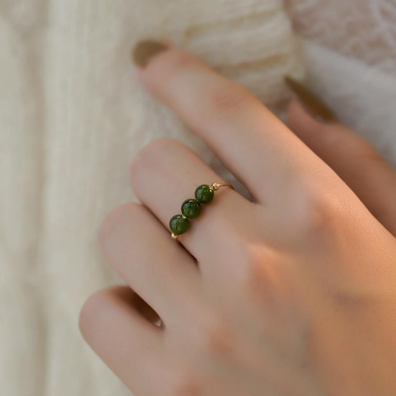Cool Sensation Emerald Tourmaline Ring for Women, Light Luxury Niche Unique Design, High Aesthetic Retro Index Finger Ring