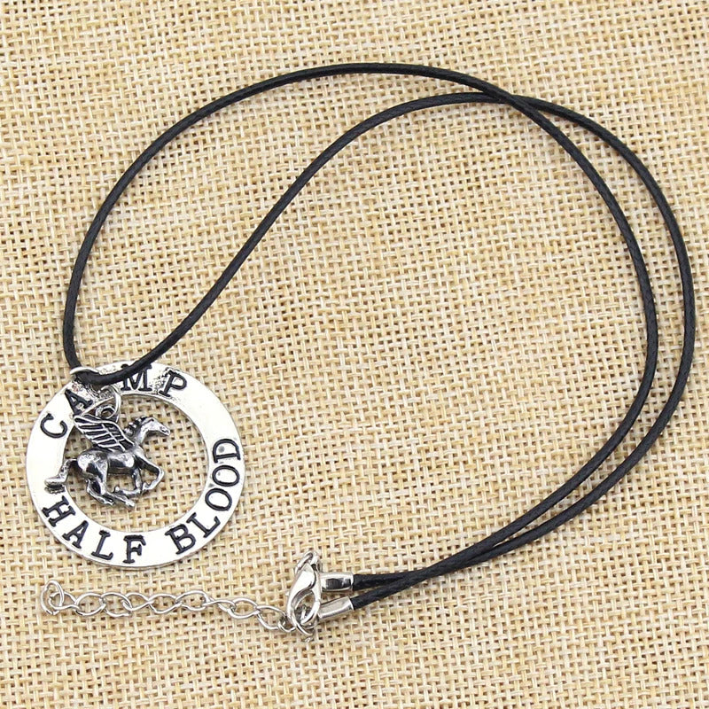 Blood Flying Horse Pendants Necklaces for Men Women Percy Jackson CAMP HALF Necklace Fashion Charm Jewelry Accessories Gifts