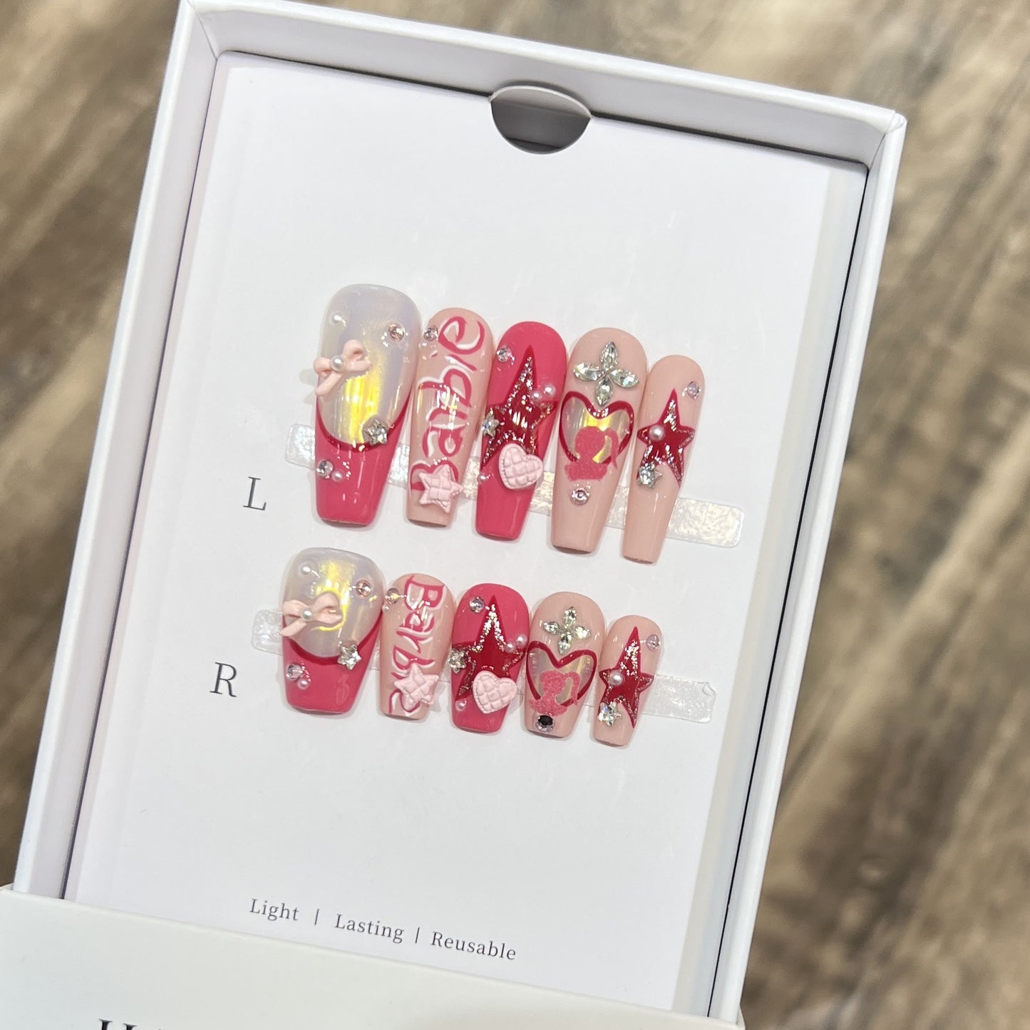 Dairison [Video Game Girl] Handmade Wearable Nails High-Grade Gray Hand-Painted Sweet Cool Heart Nail Tips Bowknot