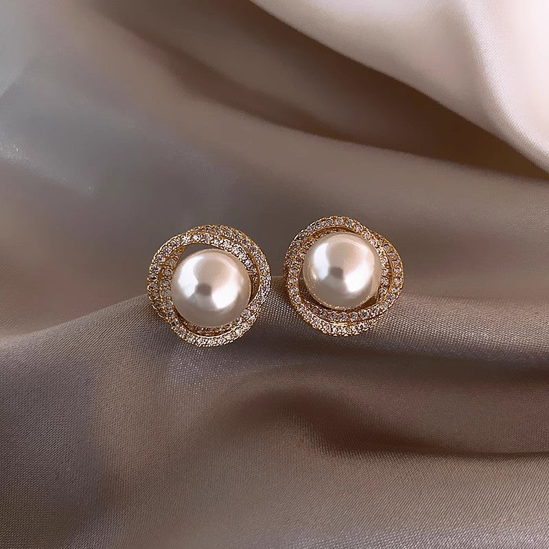 S925 Silver Pearl Stud Earrings Women's Elegant Light Luxury High-End Design Sense Earrings 2023 New Fashion Popular Earrings
