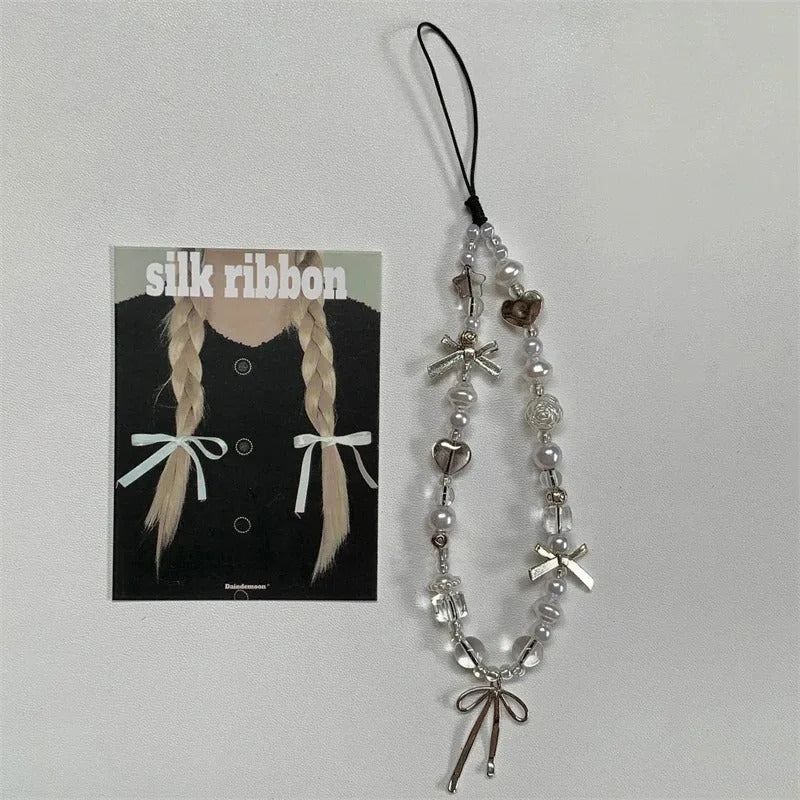 Korean Y2K Cute Flower Heart Bow Beaded Phone Chain Charm Lanyard For iPhone 16 15 Samsung Universal Accessories Jewelry Pendant