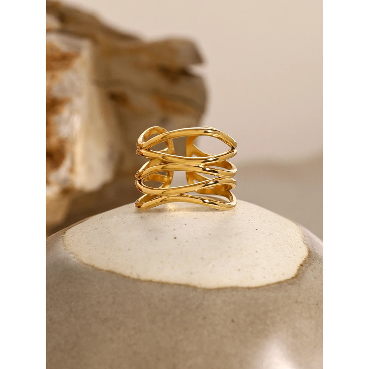 Uworld New Stainless Steel Jewelry Minimalist Metal Golden 18 K PVD Plated Opening Ring for Women Bagues Pour Femme Party Gift
