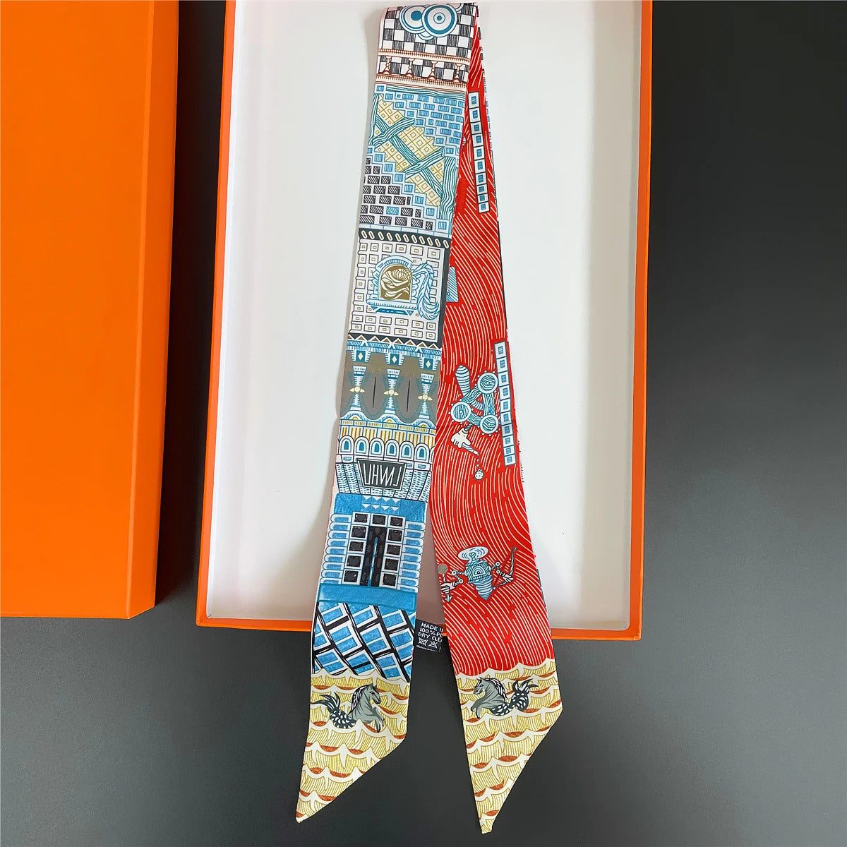 Brand Design Twill 100% Silk Scarf Luxury Fashion Scarf Women Foulard Skinny Bag Scarves New Hot Neckerchief Hair Headband